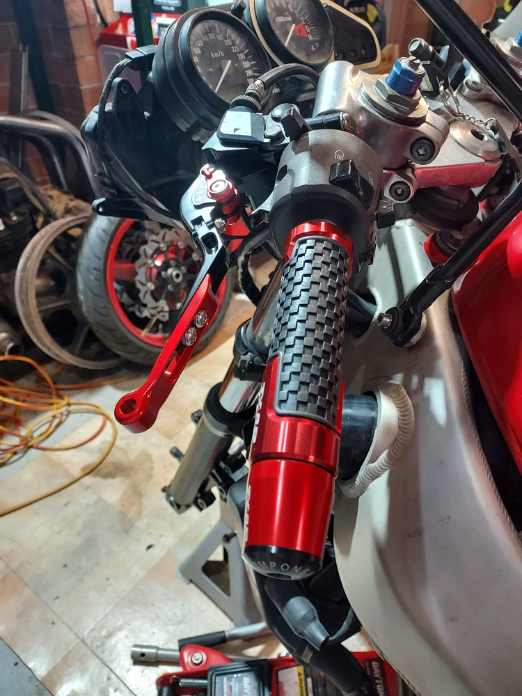 ZX9R Crash and Rebuild – Classic Japanese Motorcycles